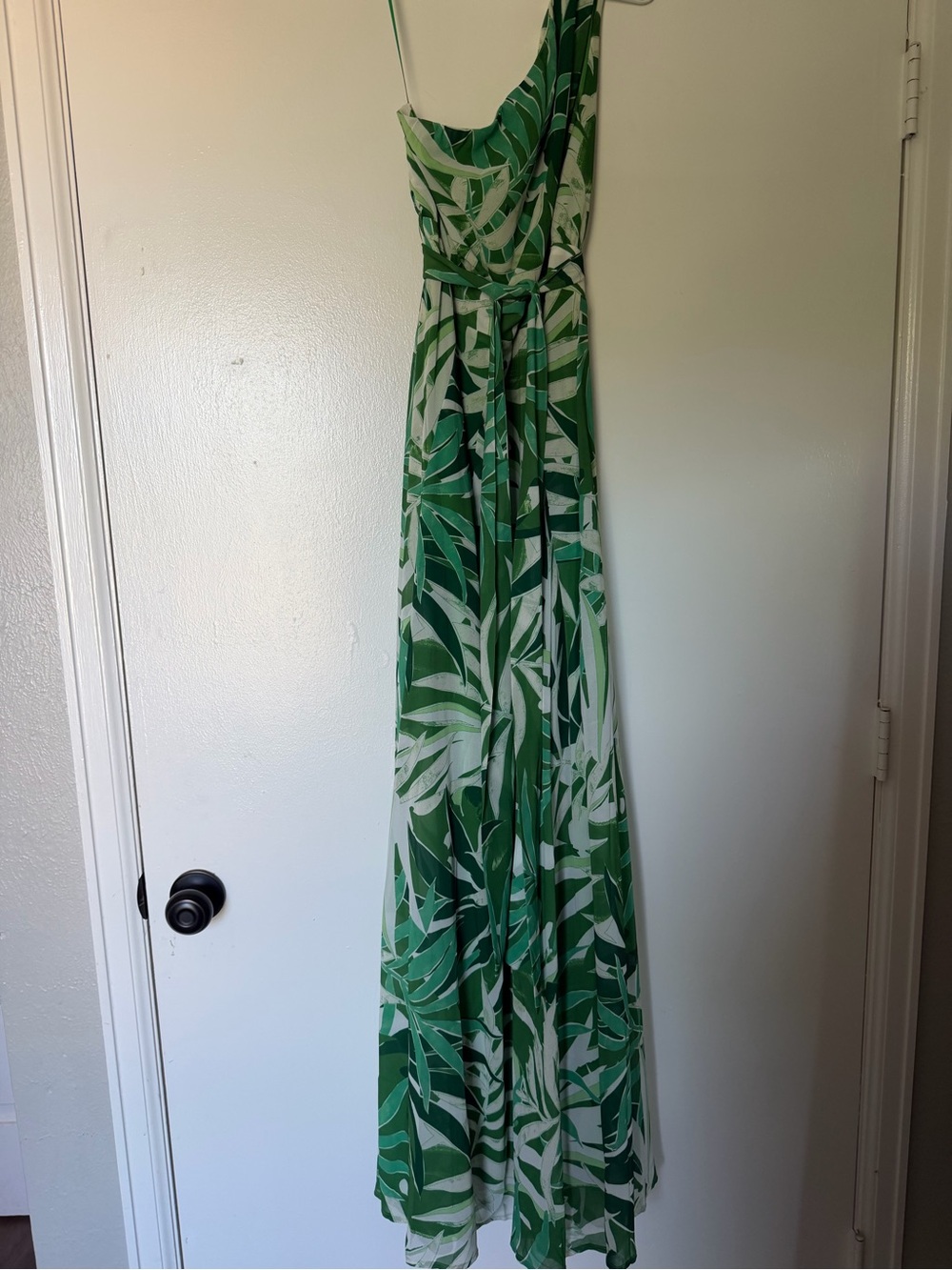 Green Leaf-Print One-Shoulder Maxi Dress